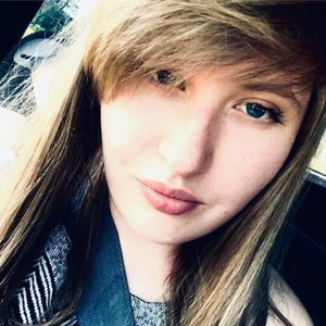 Meet your Posher, Michaela